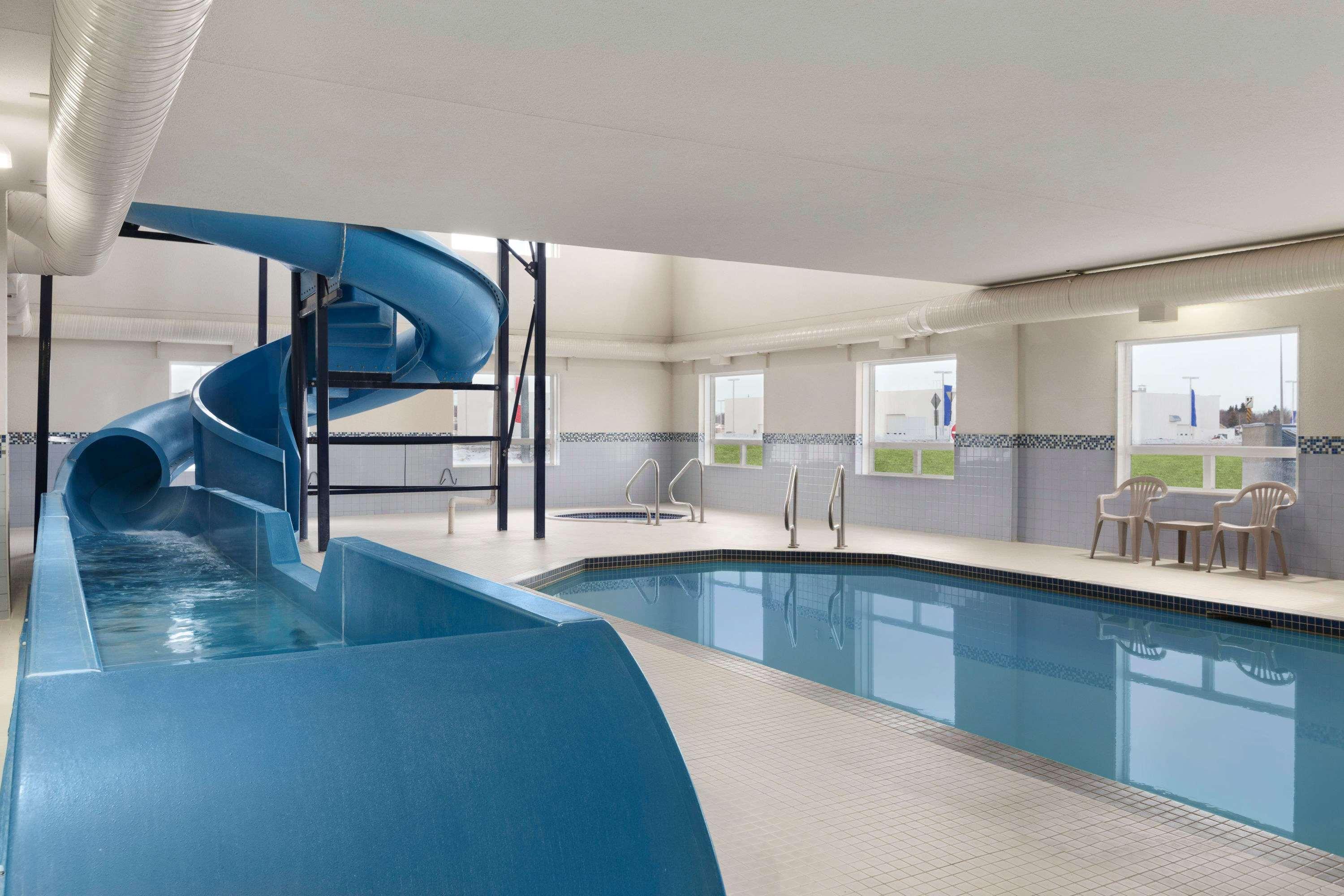 Days Inn & Suites By Wyndham Yorkton Eksteriør bilde
