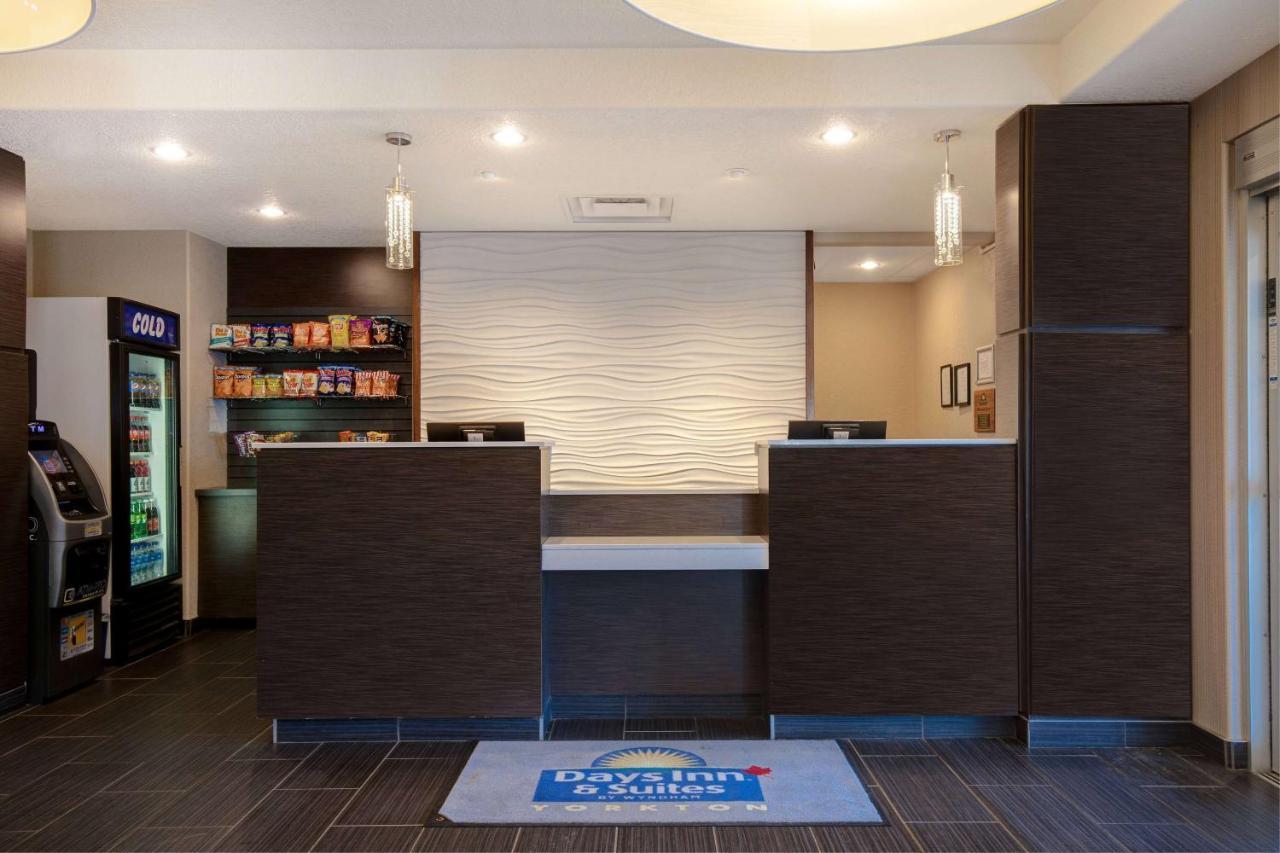 Days Inn & Suites By Wyndham Yorkton Eksteriør bilde