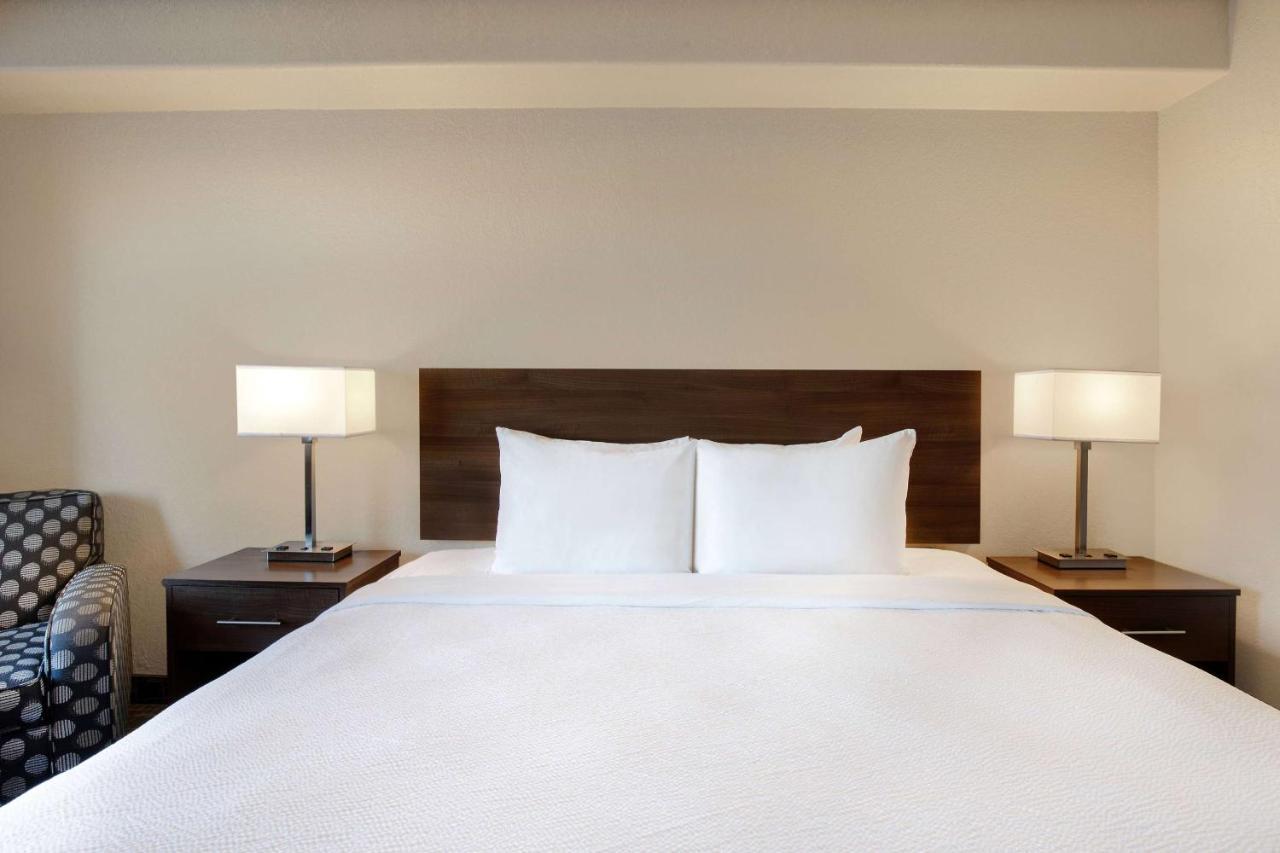 Days Inn & Suites By Wyndham Yorkton Eksteriør bilde