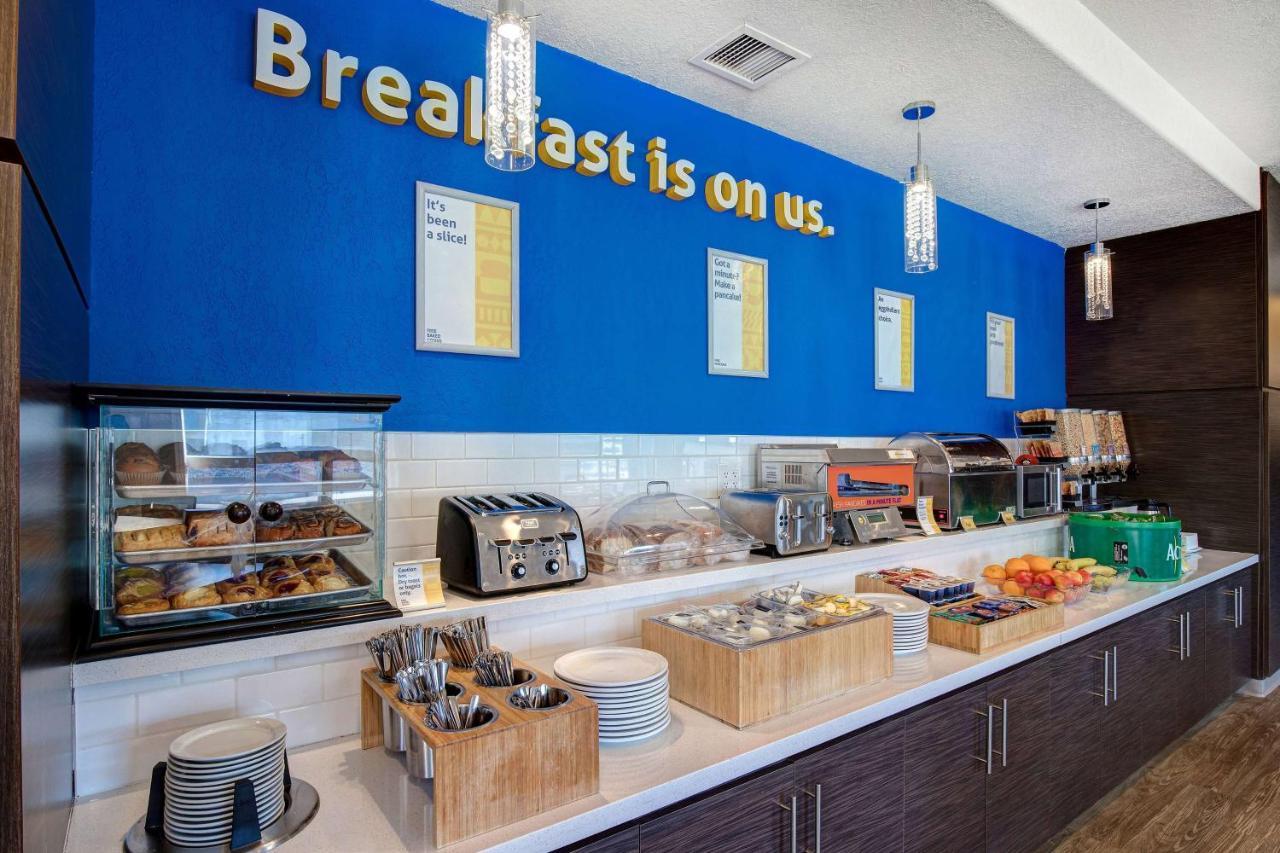Days Inn & Suites By Wyndham Yorkton Eksteriør bilde