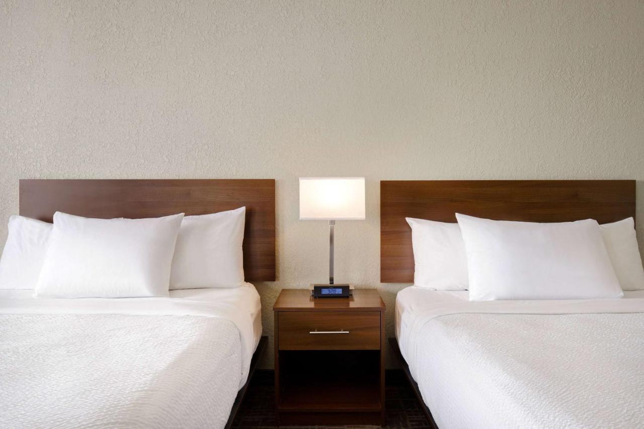 Days Inn & Suites By Wyndham Yorkton Eksteriør bilde