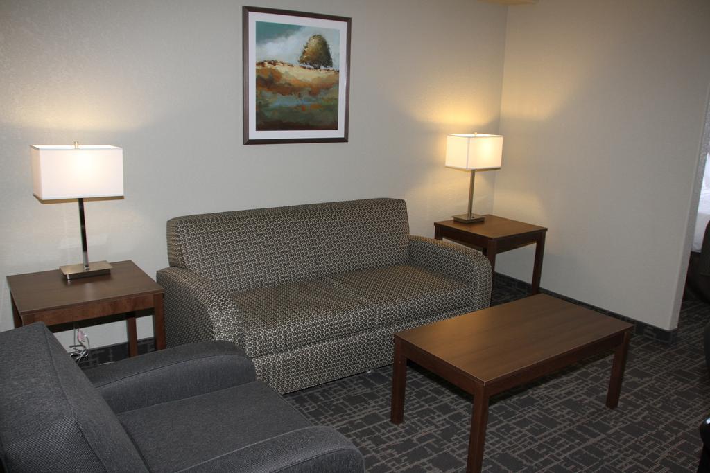 Days Inn & Suites By Wyndham Yorkton Eksteriør bilde