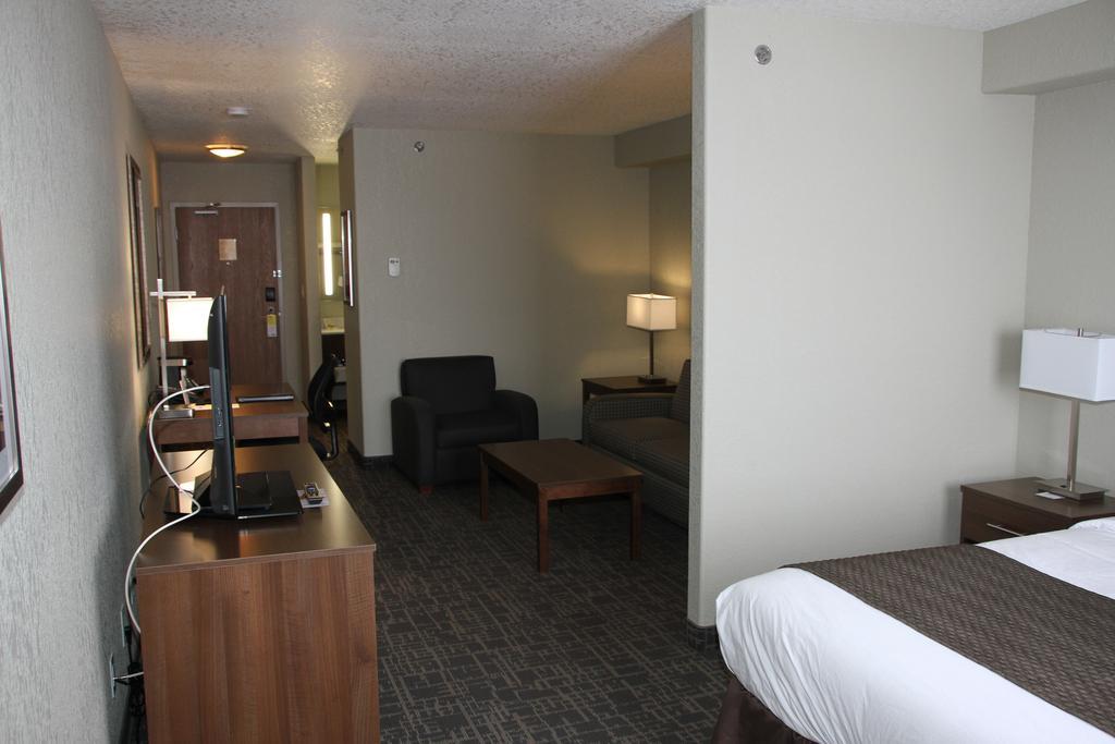 Days Inn & Suites By Wyndham Yorkton Eksteriør bilde