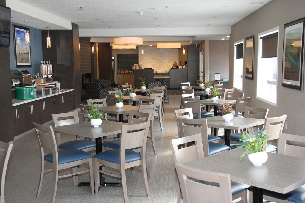 Days Inn & Suites By Wyndham Yorkton Eksteriør bilde